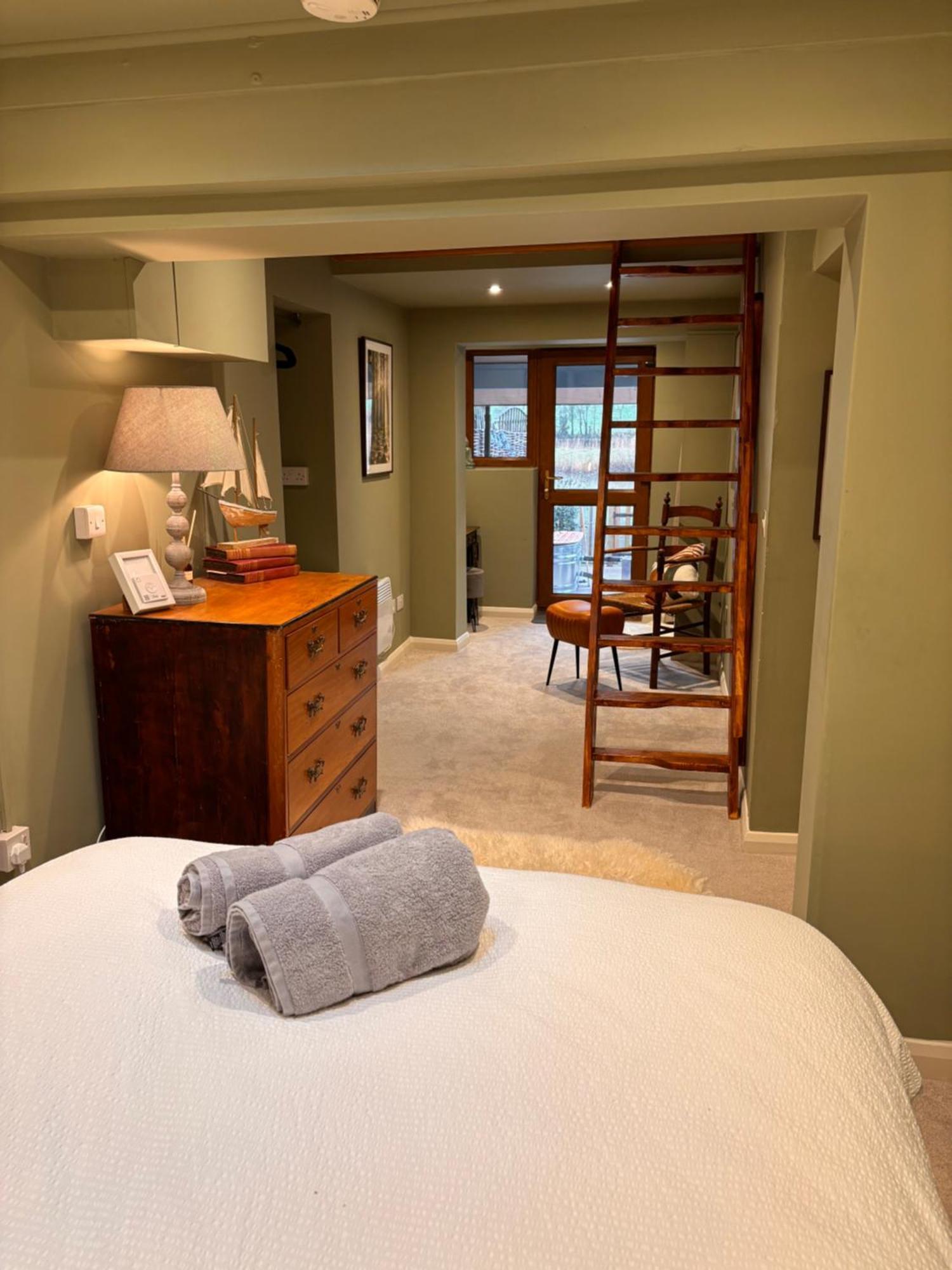 Viaduct River View & Outdoor Bath - Couples Retreat Calstock Buitenkant foto